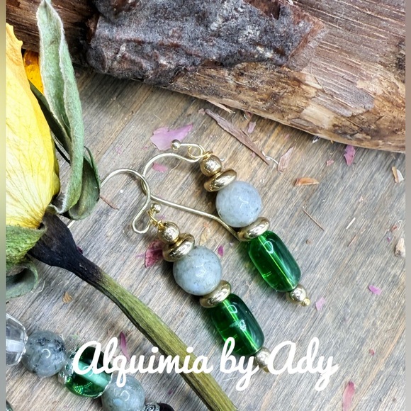 Alquimia Jewelry - Gold green statement glass and labradorite vintage earrings